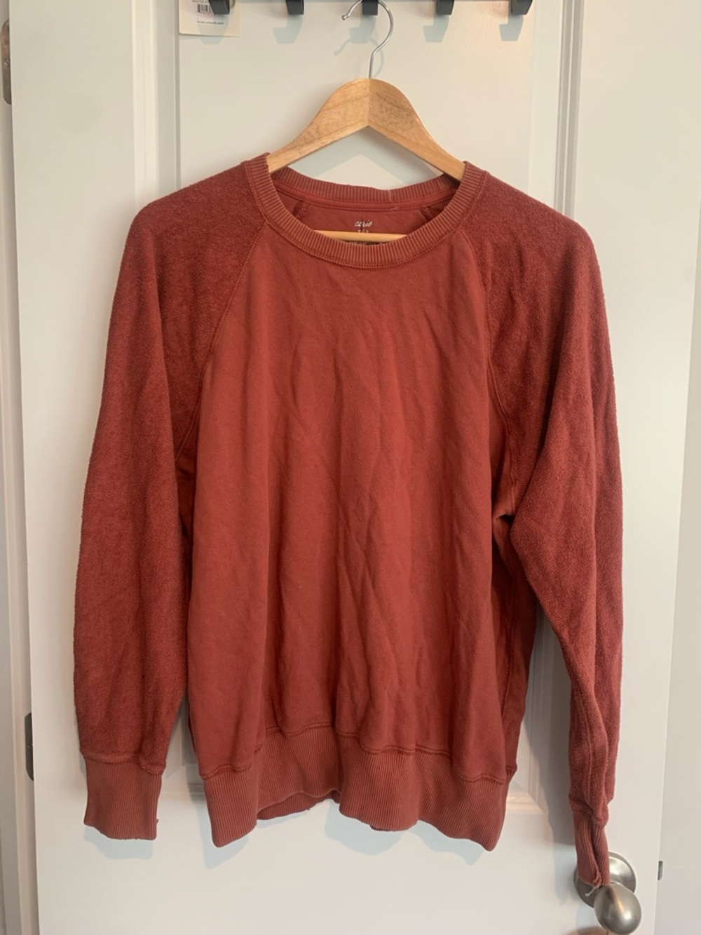 Aerie Terracotta Red French Terry Crewneck Raglan Pullover Sweatshirt Size Small